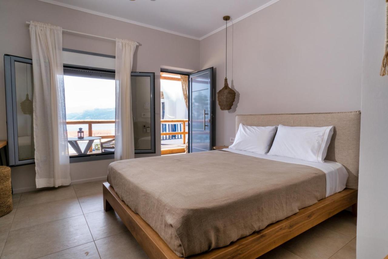 Selene Hotel Armenistis  Exterior photo